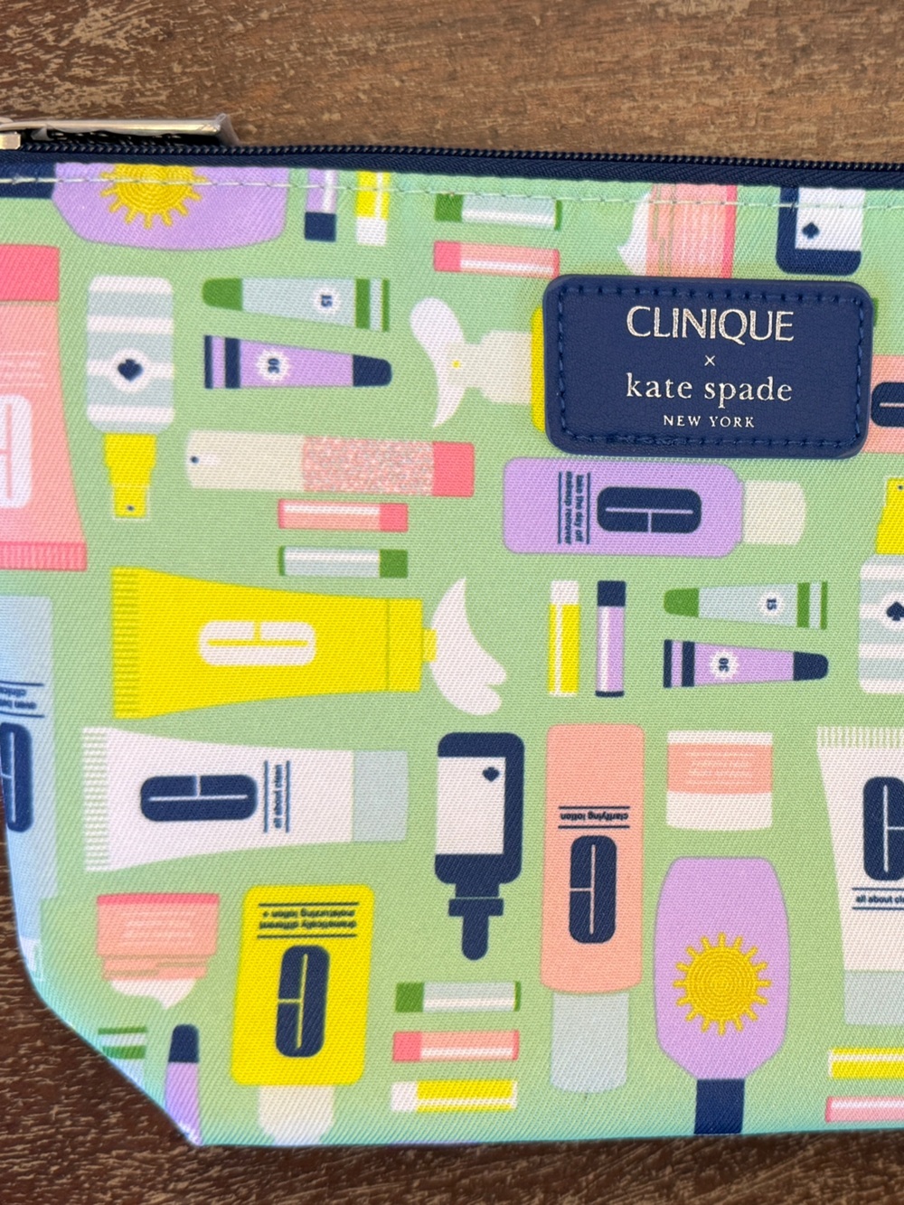Clinique x Kate Spade NY - Cosmetic Case / Makeup Bag NWOT - Picture 12 of 15